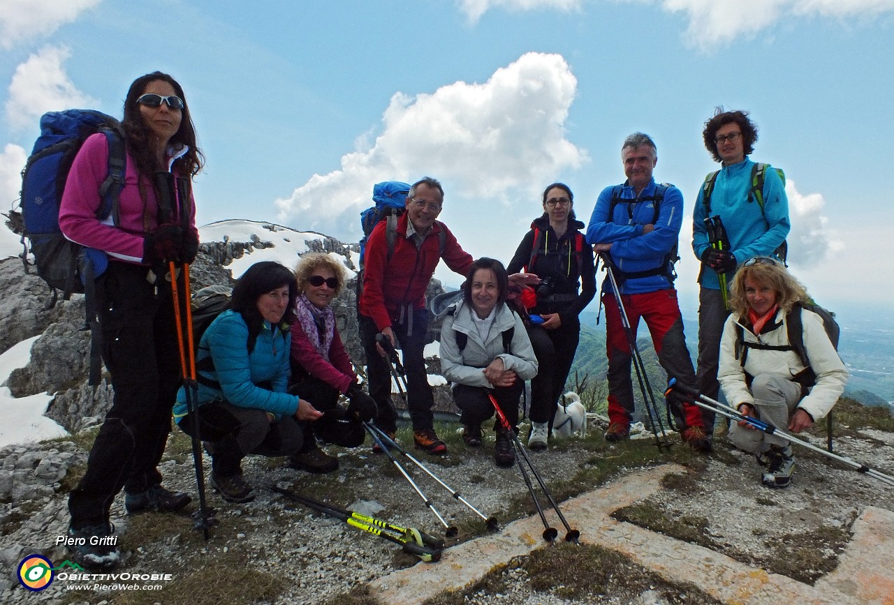 58 Dalla base atterraggio elicotteri Torre di Val Negra a sud....JPG